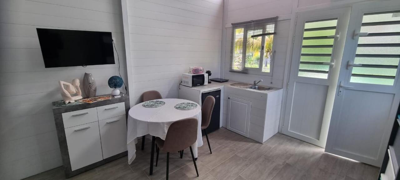 Studio 57 Bed & Breakfast Capesterre-Belle-Eau Luaran gambar